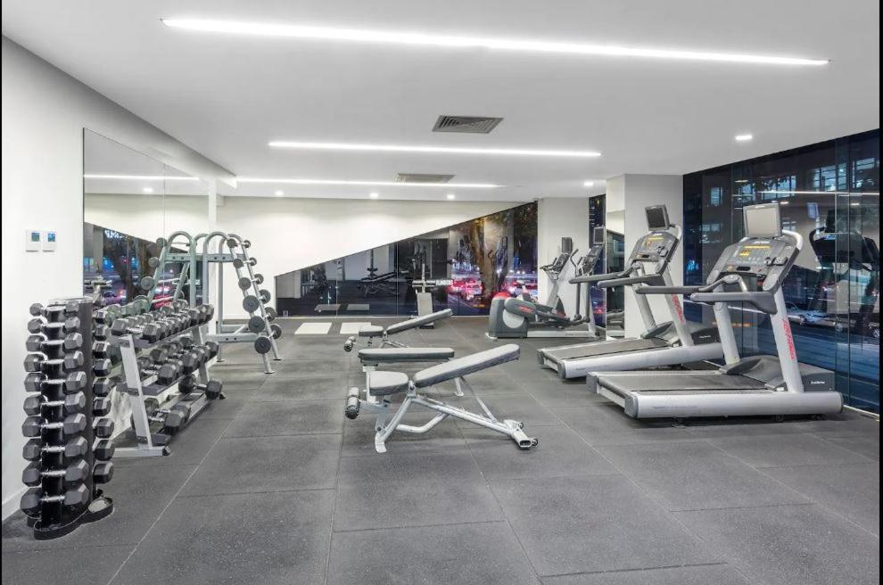 Aura2107, 2 Bedroom Apartment With Balcony, Stunning Yarra River And City Views Melbourne Eksteriør billede