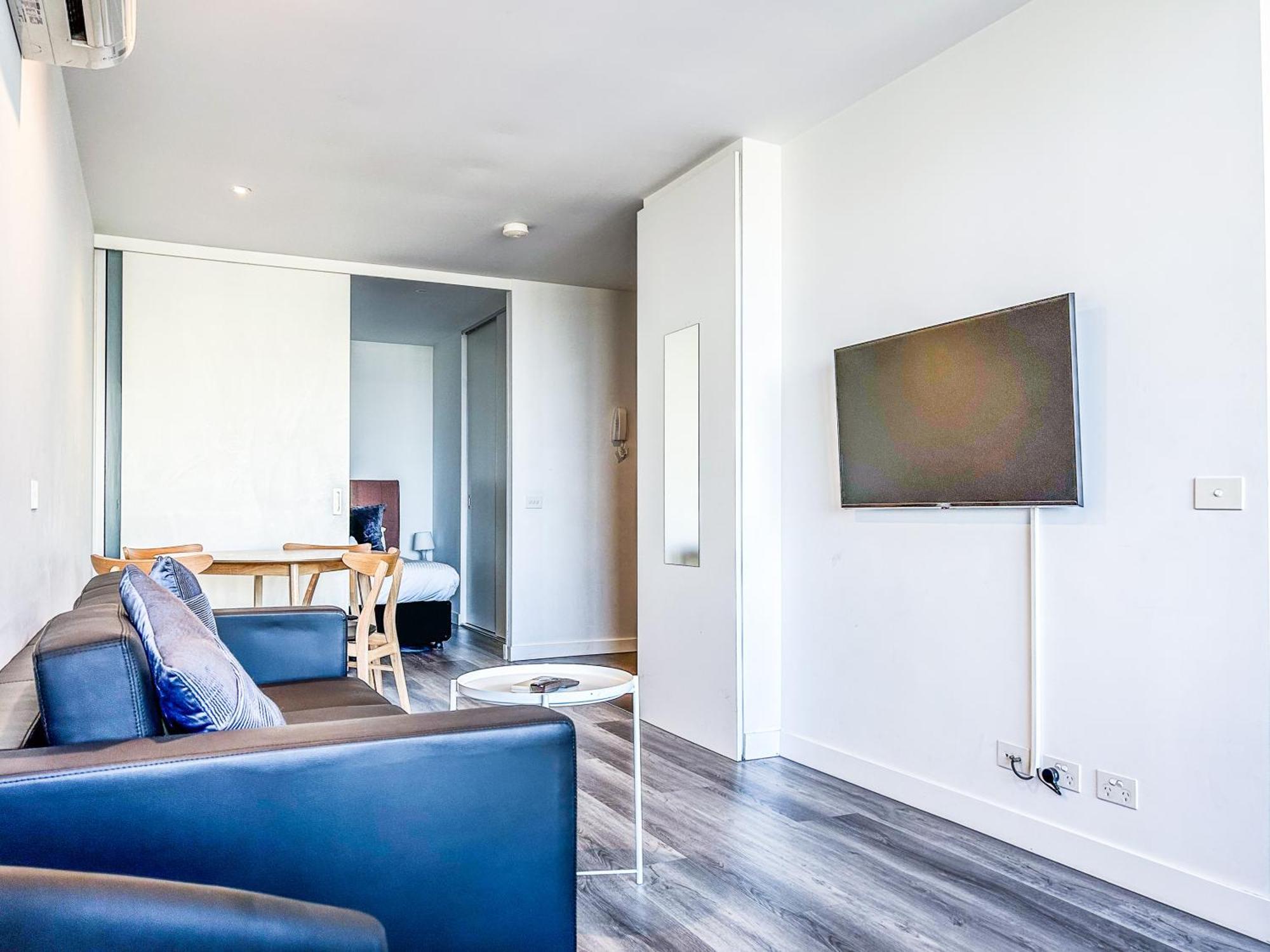 Aura2107, 2 Bedroom Apartment With Balcony, Stunning Yarra River And City Views Melbourne Eksteriør billede