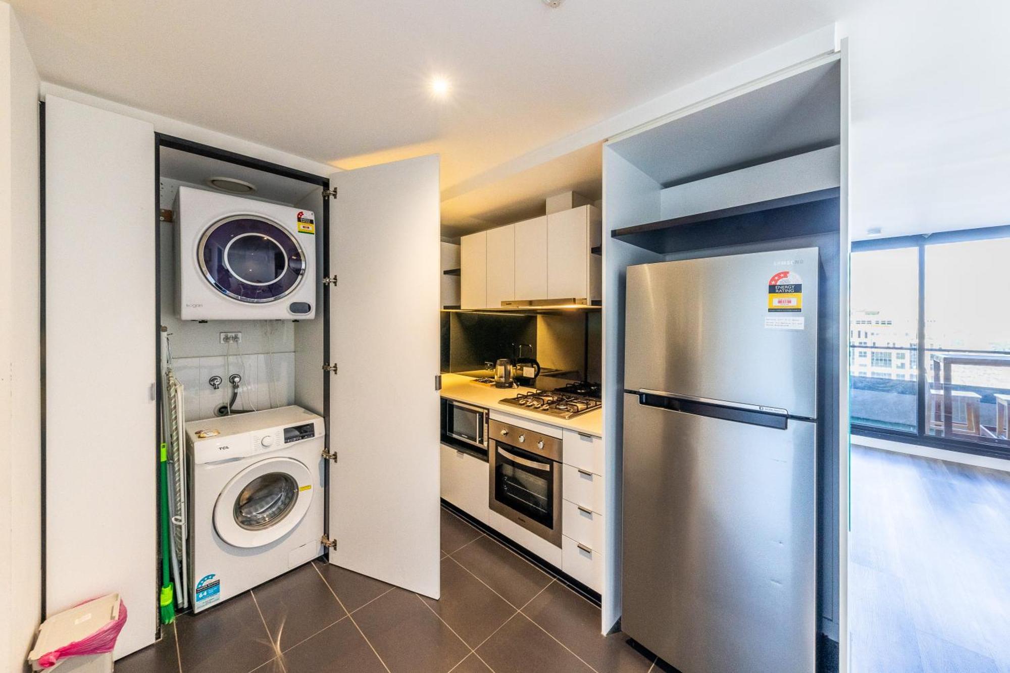 Aura2107, 2 Bedroom Apartment With Balcony, Stunning Yarra River And City Views Melbourne Eksteriør billede